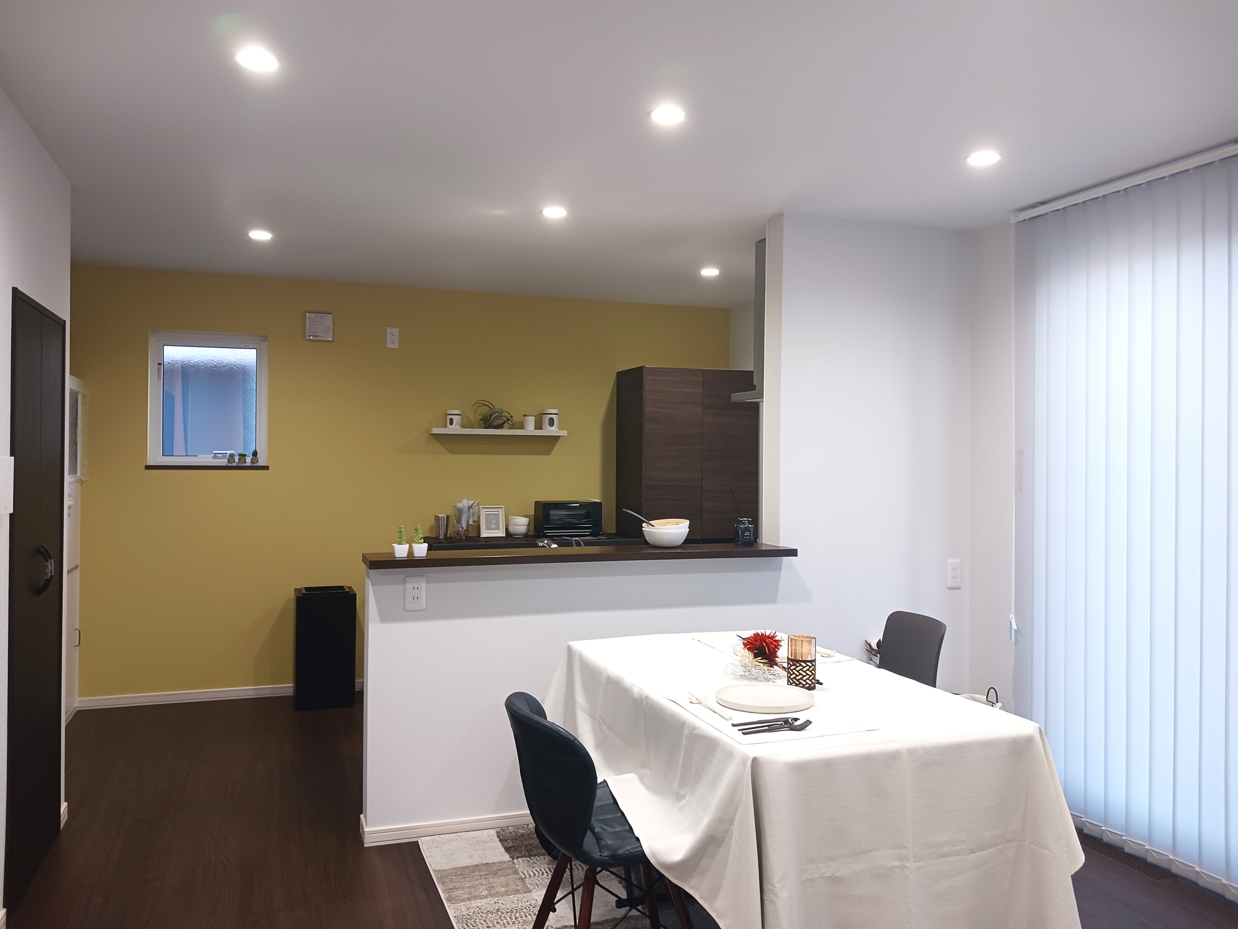 憩いのLDKと全館空調のある快適な2階建て新築住宅