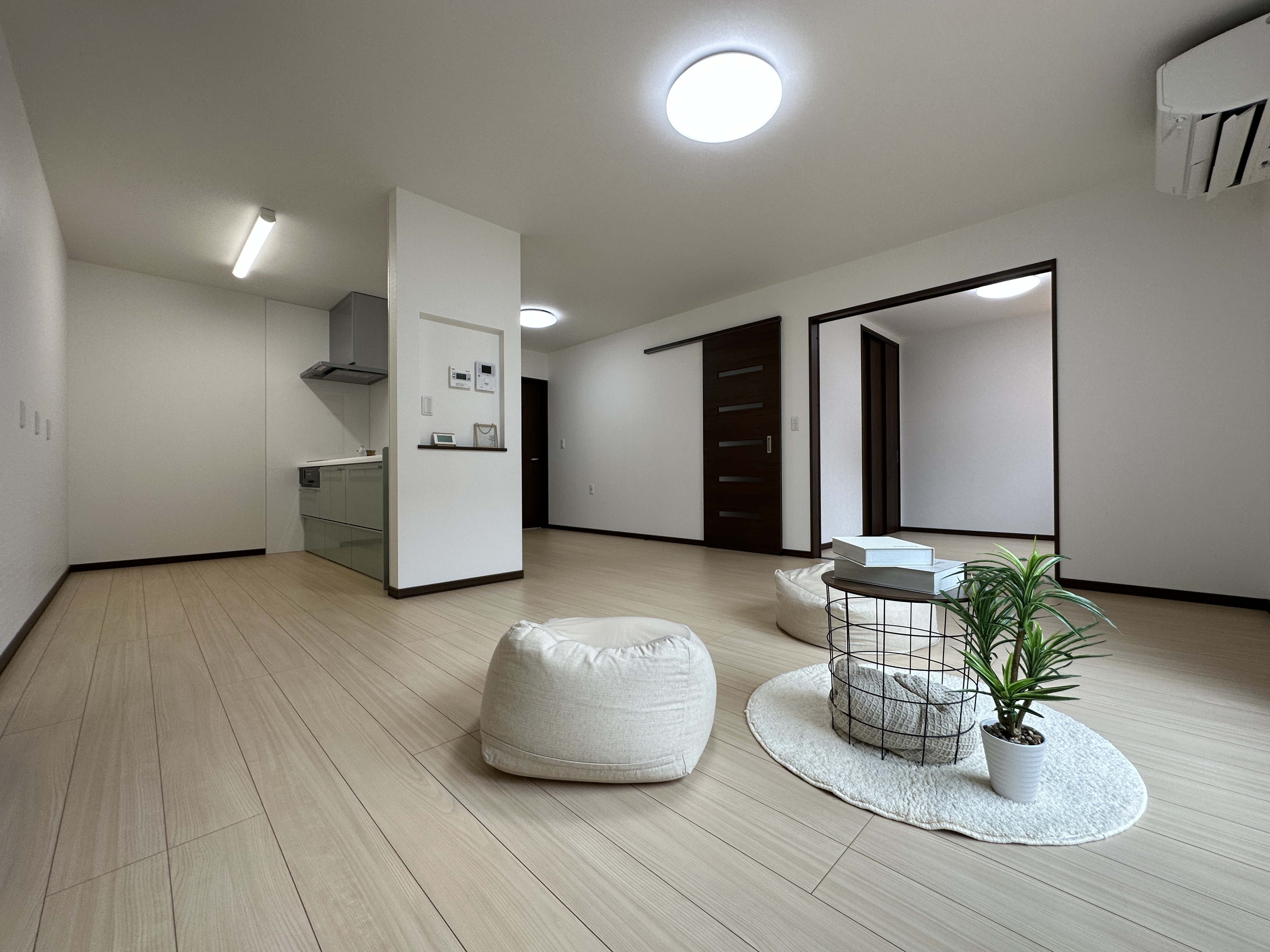 シンプルな間取りと高気密高断熱でエアコン一台快適生活の平屋