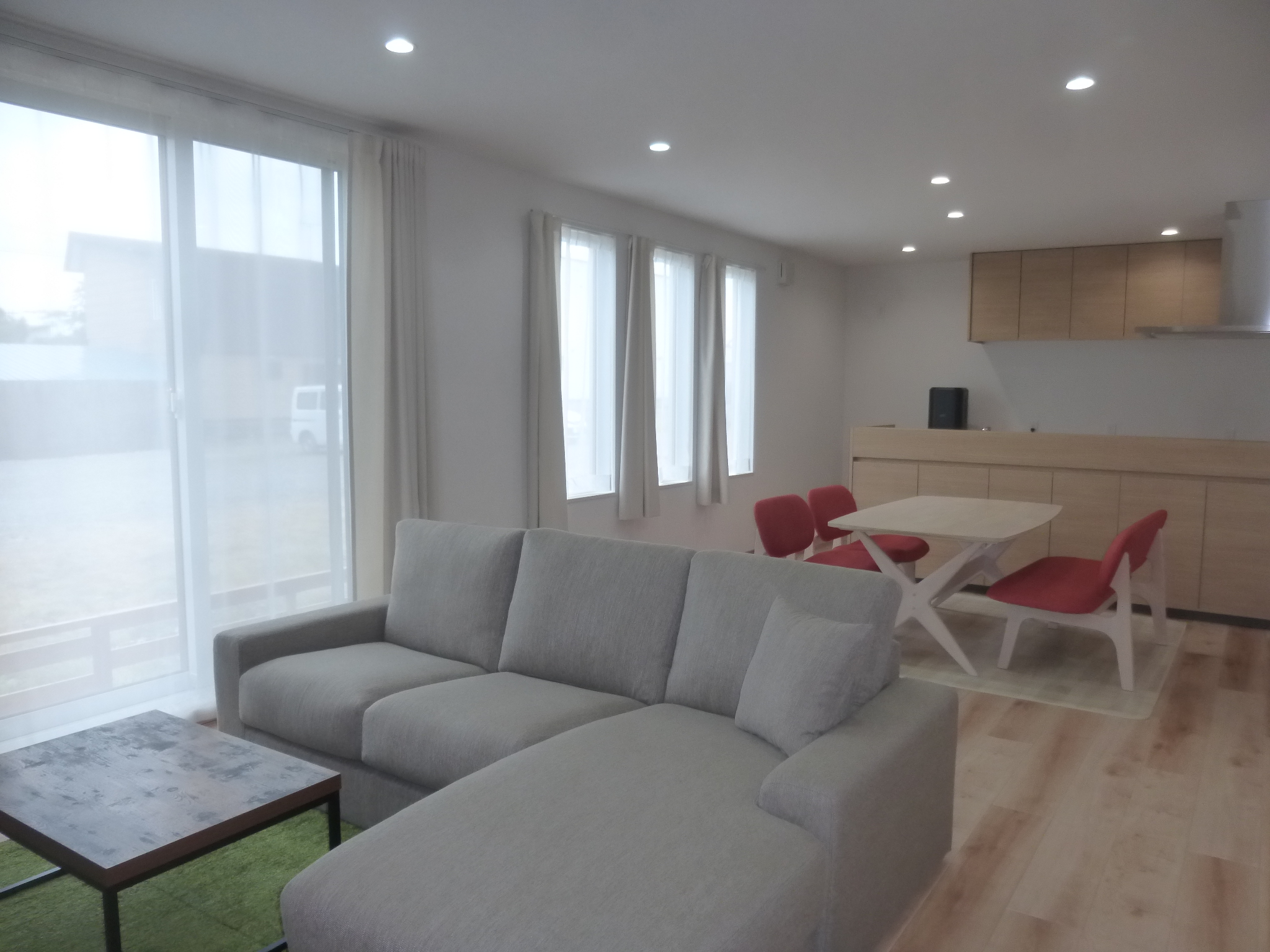 パントリーもランドリーも広々、家族みんなが快適な全館空調の家